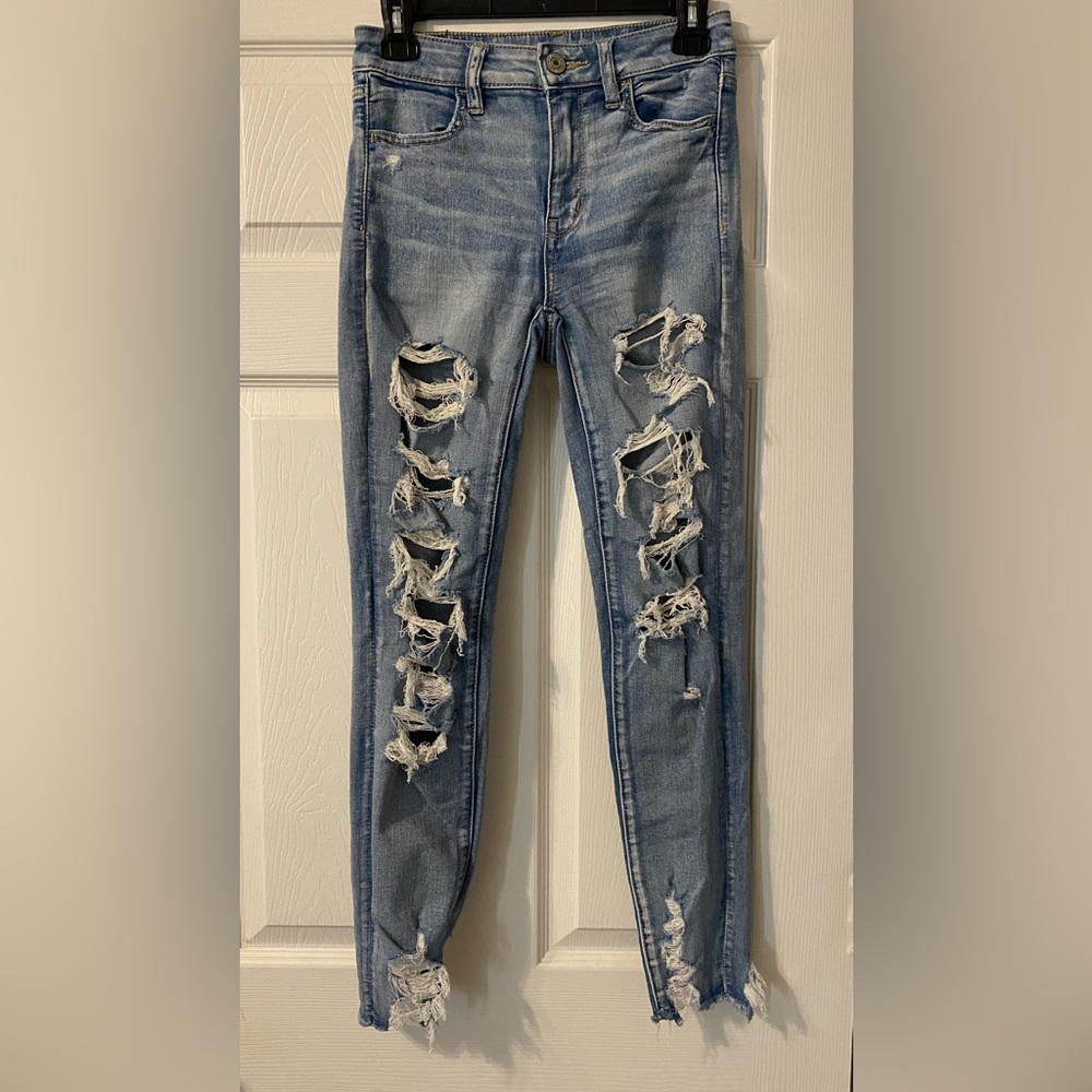 american eagle distressed high-rise jegging